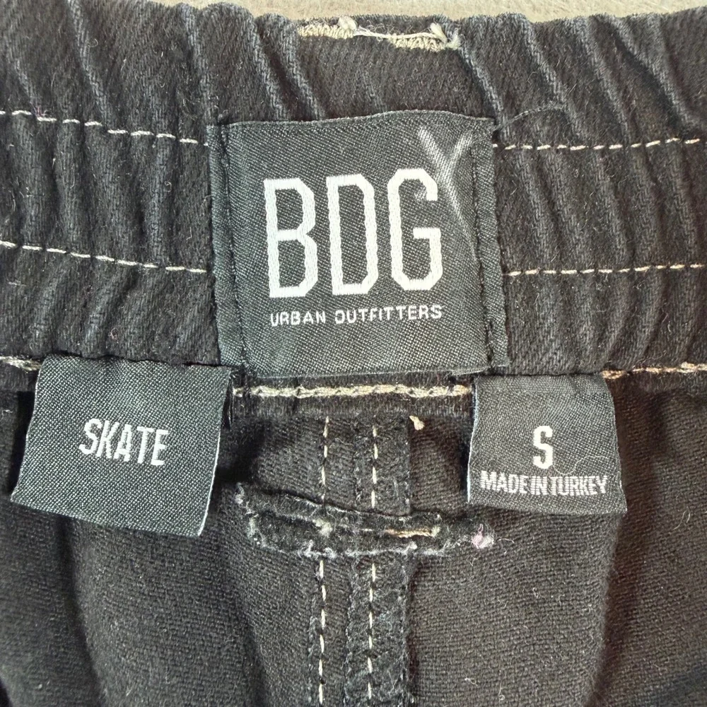 BDG Urban Outfitters Skate Carpenter Shorts Womens S Black Denim Contrast Stitch
